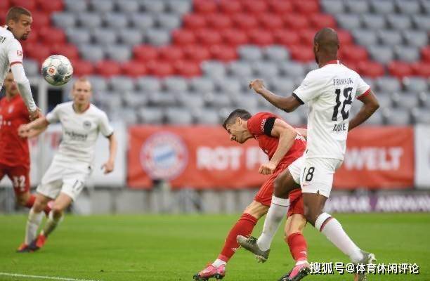  德甲揭幕战上演进球大战拜仁憾负  
