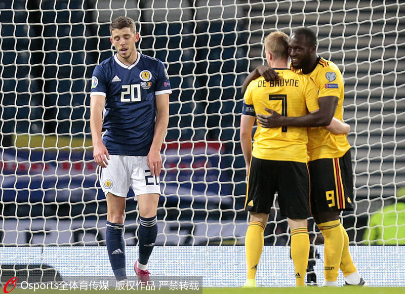  曼城德布劳内伤愈复出，助攻帽子戏法助球队  