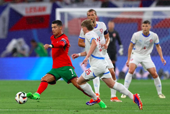  菲尔特替补奇兵制胜,读秒阶段完成大逆转  